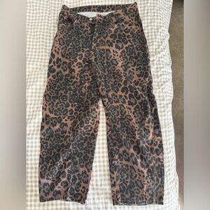 Leopard barrel jeans